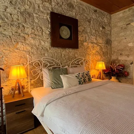 Sisu Alacati Кешме